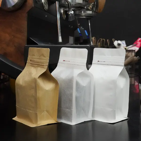 Bolsas de café blancas naturales de 150g con válvula