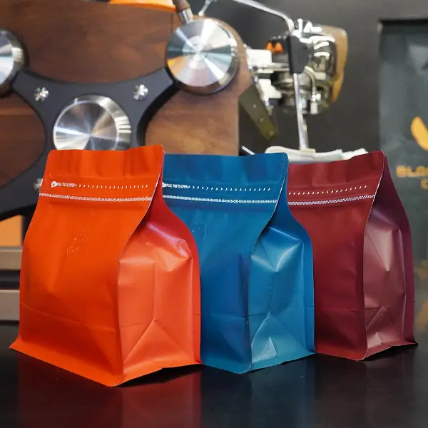 250G Bolsas horizontales con fondo plano estable y agujero