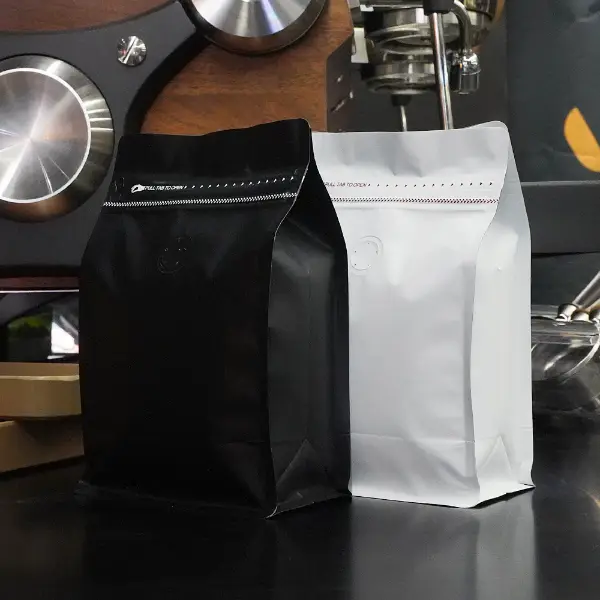 250Embalaje de bolsas de café de papel G Kraft de fondo plano