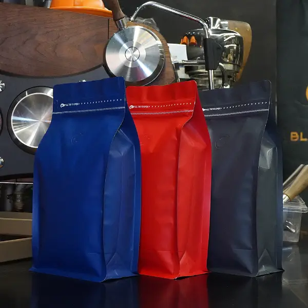 500Bolsas de café de plástico mate G en varias opciones de color