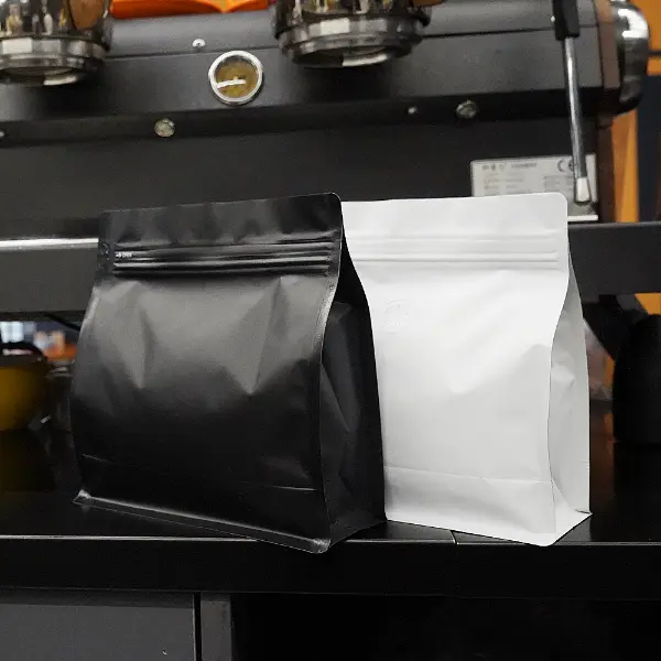 500G bolsas horizontales hechas de plástico de grado alimentario y papel kraft