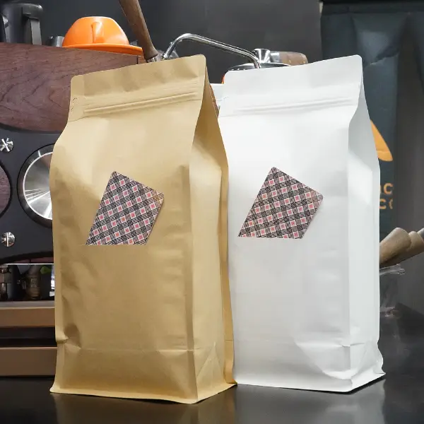 Bolsas de café de papel Kraft con ventana de cartón en tamaños de 250g, 500g y 1kg