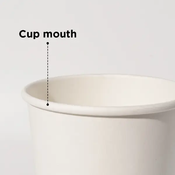 Diseño de borde enrollado de vasos de papel de pared simple