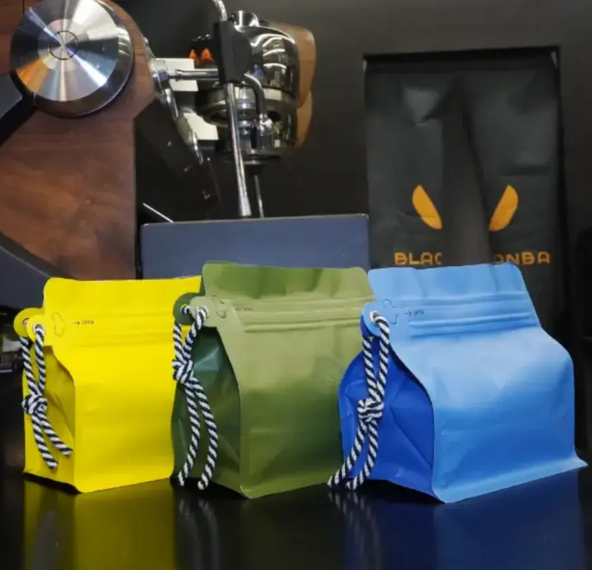 Bolsas de café con lanyard al por mayor