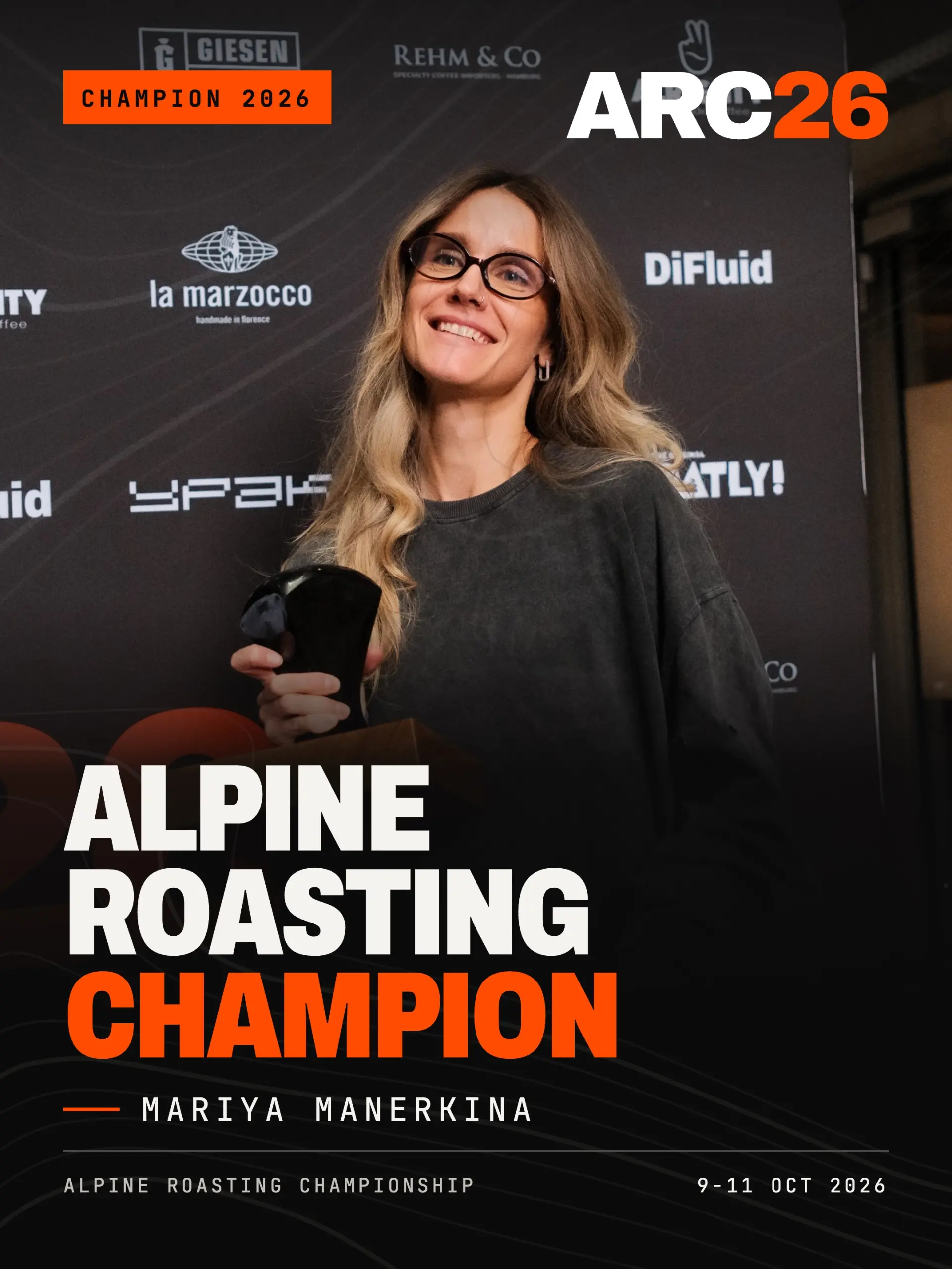 Campeonato de Asado Alpino 2026 Ganador que posee el trofeo de campeón